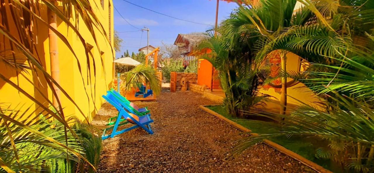 ホテル Casa Naranja マンコラ エクステリア 写真