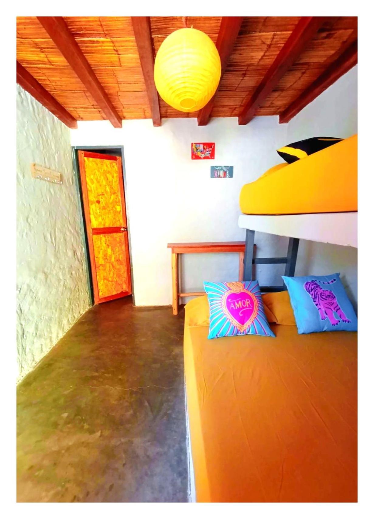 ホテル Casa Naranja マンコラ エクステリア 写真